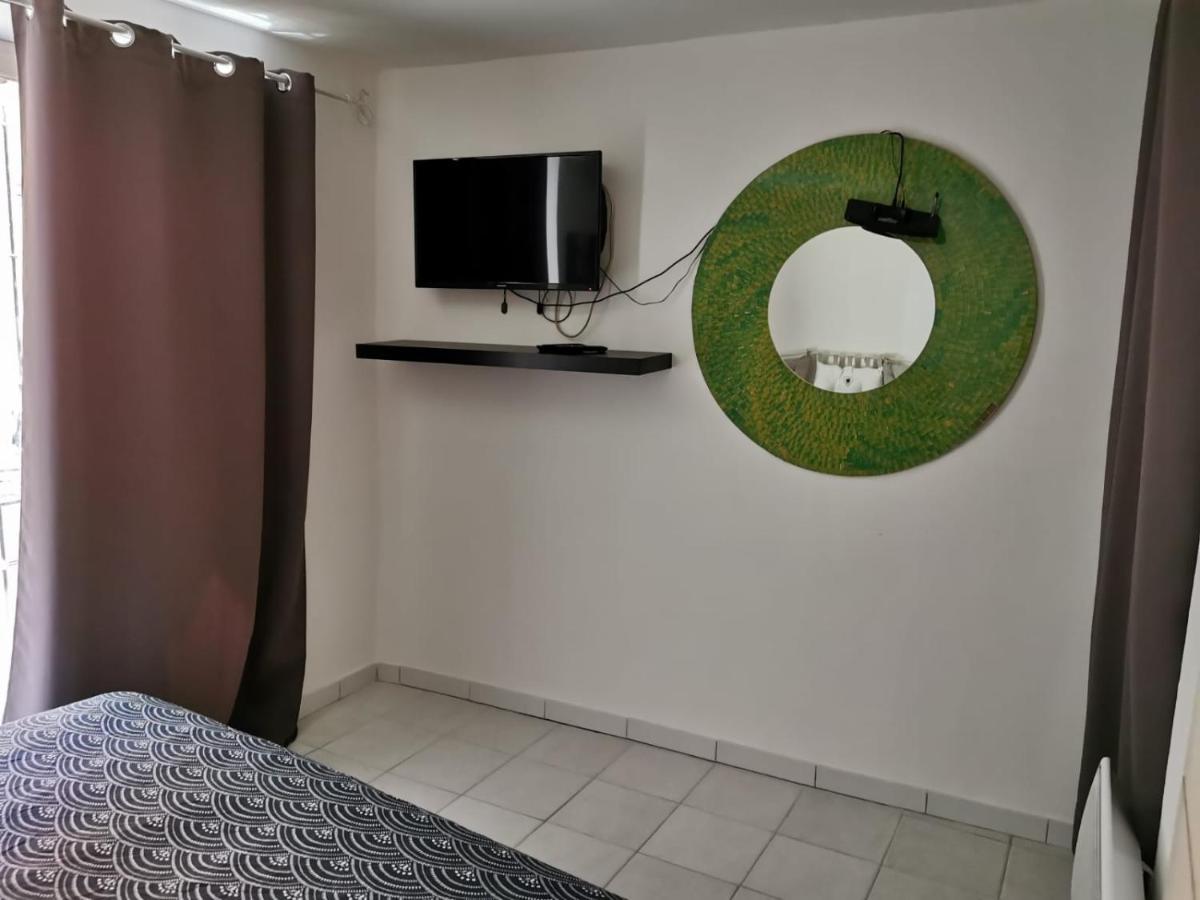 Maison De Village Aux Portes Du Verdon Салерн Екстериор снимка